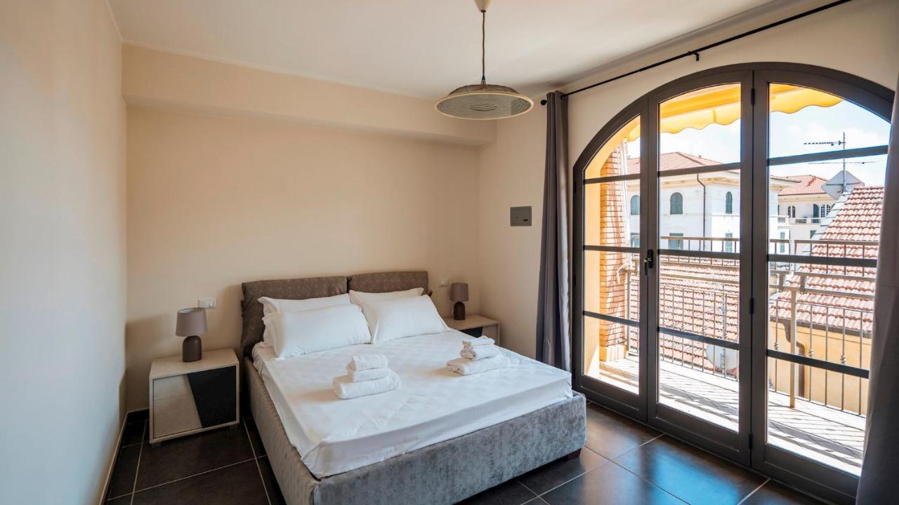 Dei Mille 31 B Apartment Albenga Luaran gambar
