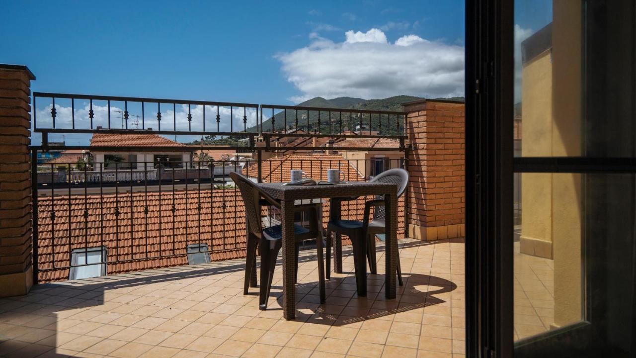 Dei Mille 31 B Apartment Albenga Luaran gambar